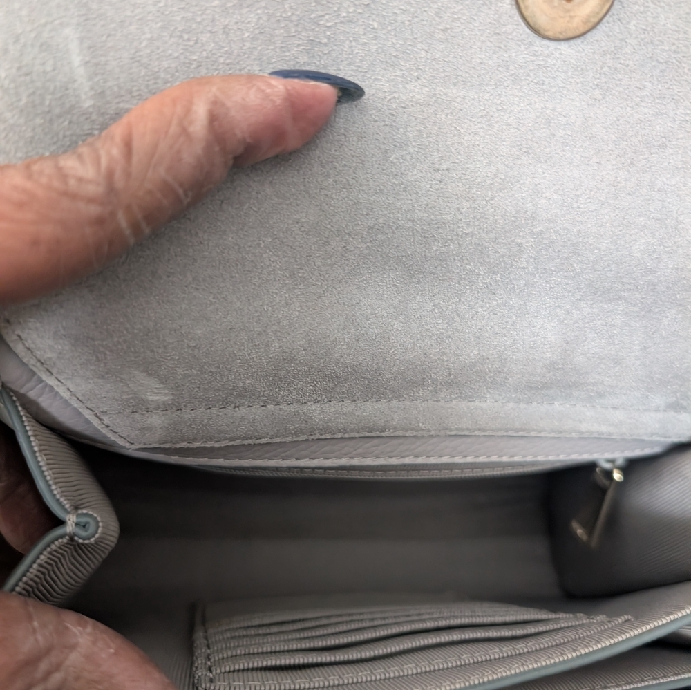 Furla Elegant Gray Shoulder/Handbag - Picture 3 of 7